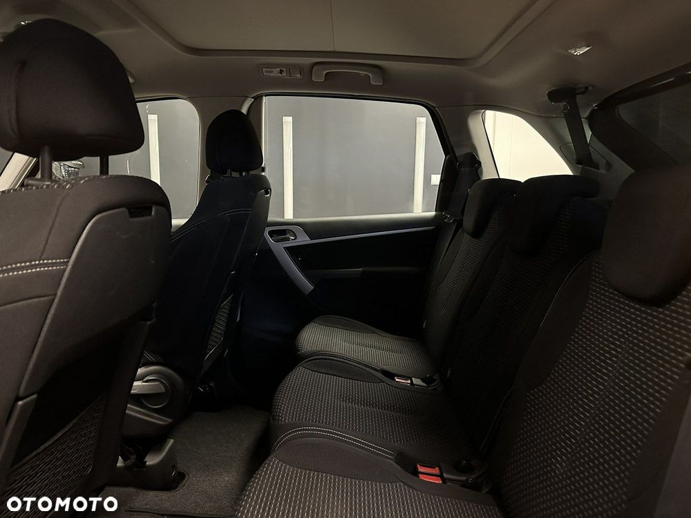 Citroën C4 Picasso - 10