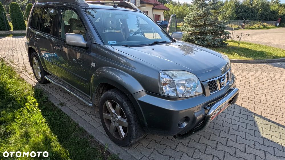 Nissan X-Trail 2.2 dCi 4x4 Columbia - 11