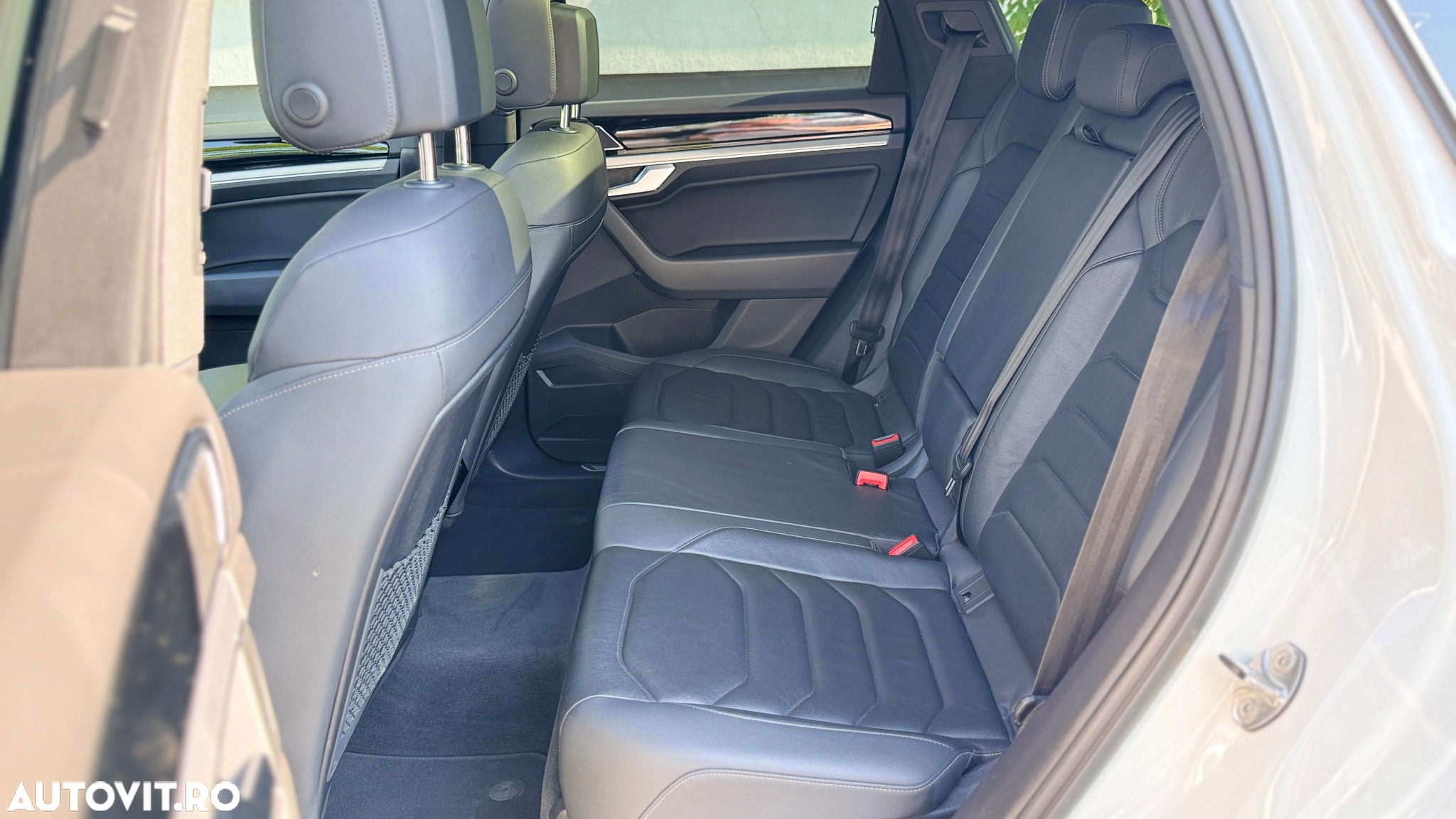 Volkswagen Touareg 3.0 V6 TDI 4Motion DPF Automatik R-Line - 10