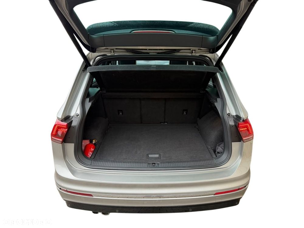 Volkswagen Tiguan - 26