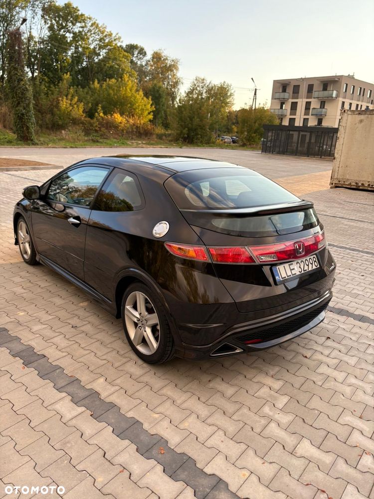 Honda Civic 2.2i-CTDi TypeS - 2