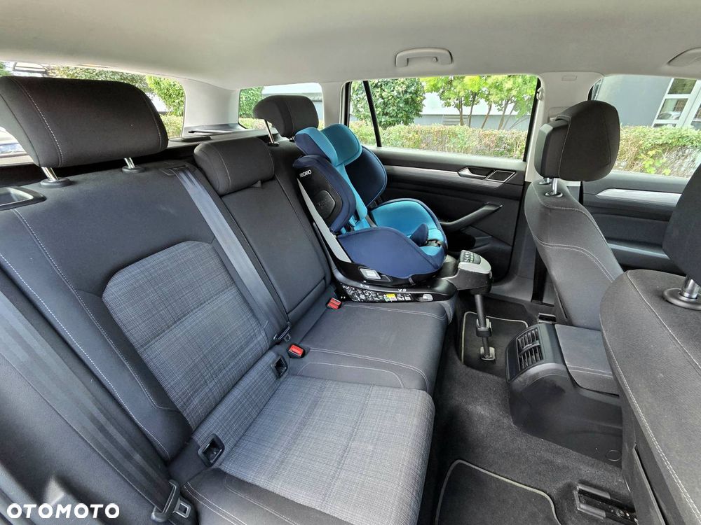 Volkswagen Passat 2.0 TDI EVO Business DSG - 12