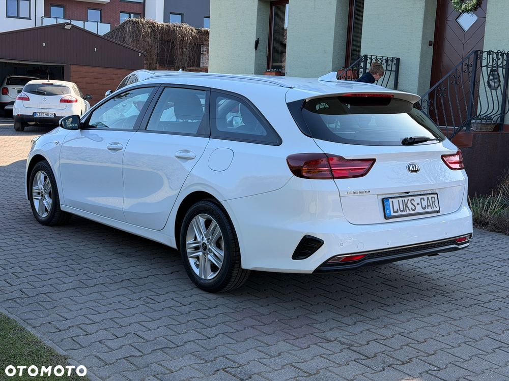 Kia Ceed 1.4 L Business Line Plus - 3