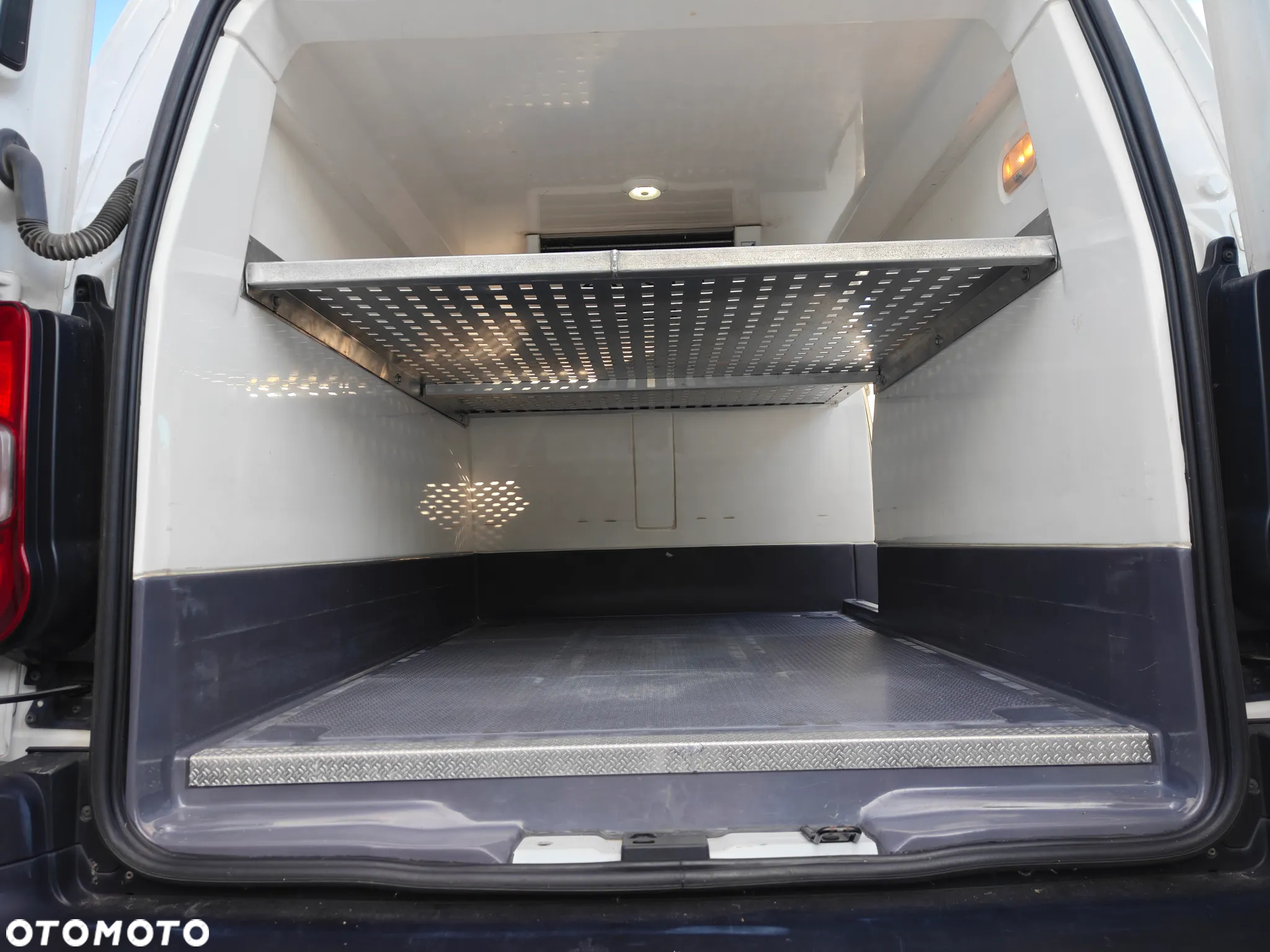 Peugeot Partner - 10
