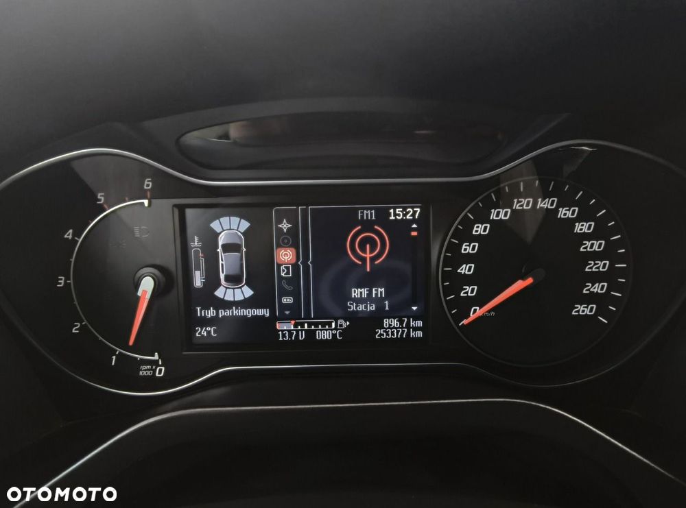 Ford S-Max 2.0 TDCi DPF Titanium X - 29