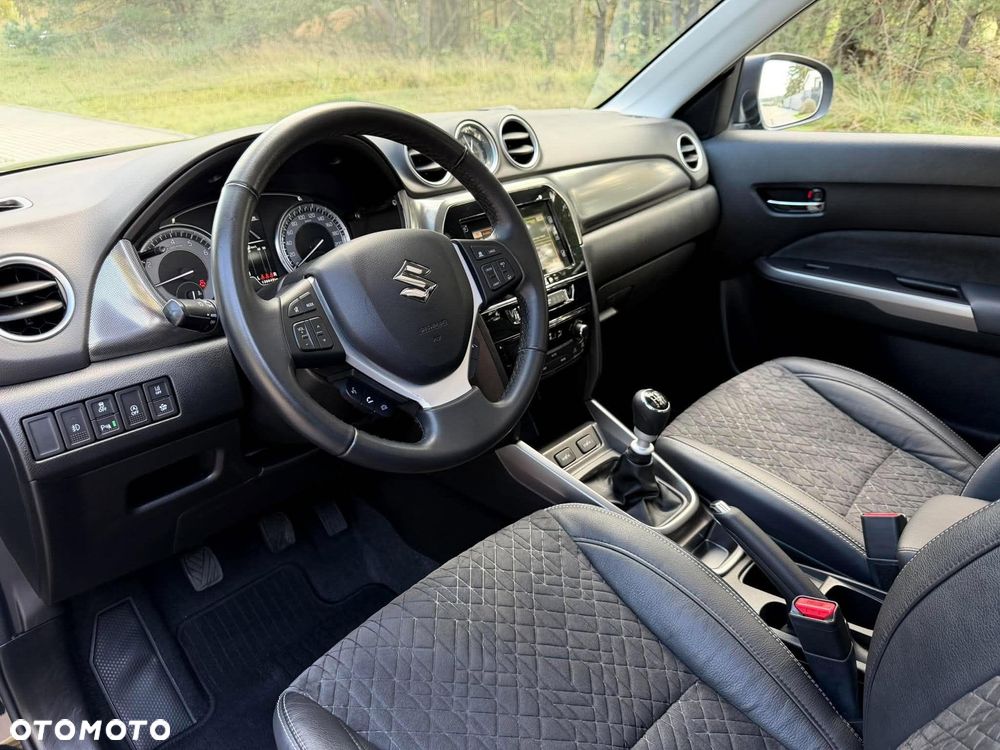 Suzuki Vitara 1.4 Boosterjet SHVS Premium 2WD - 19