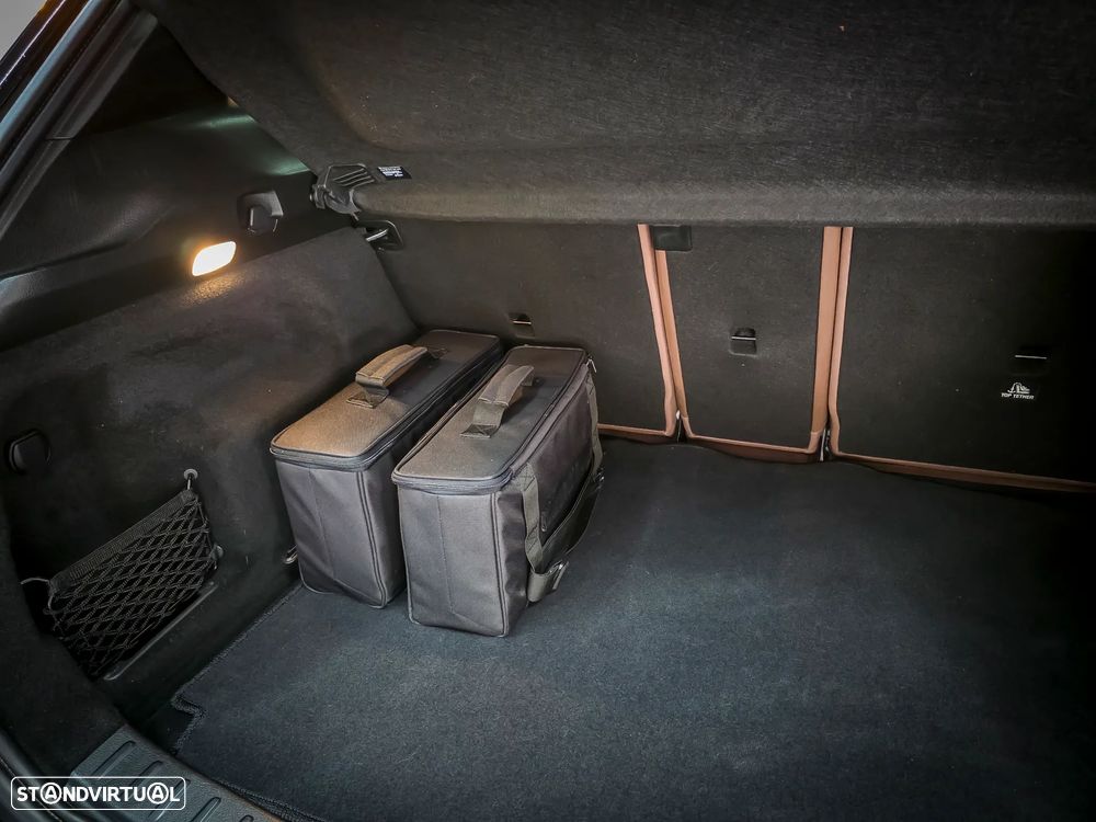 Mercedes-Benz GLA 250 e 8G-DCT Progressive Advanced - 25