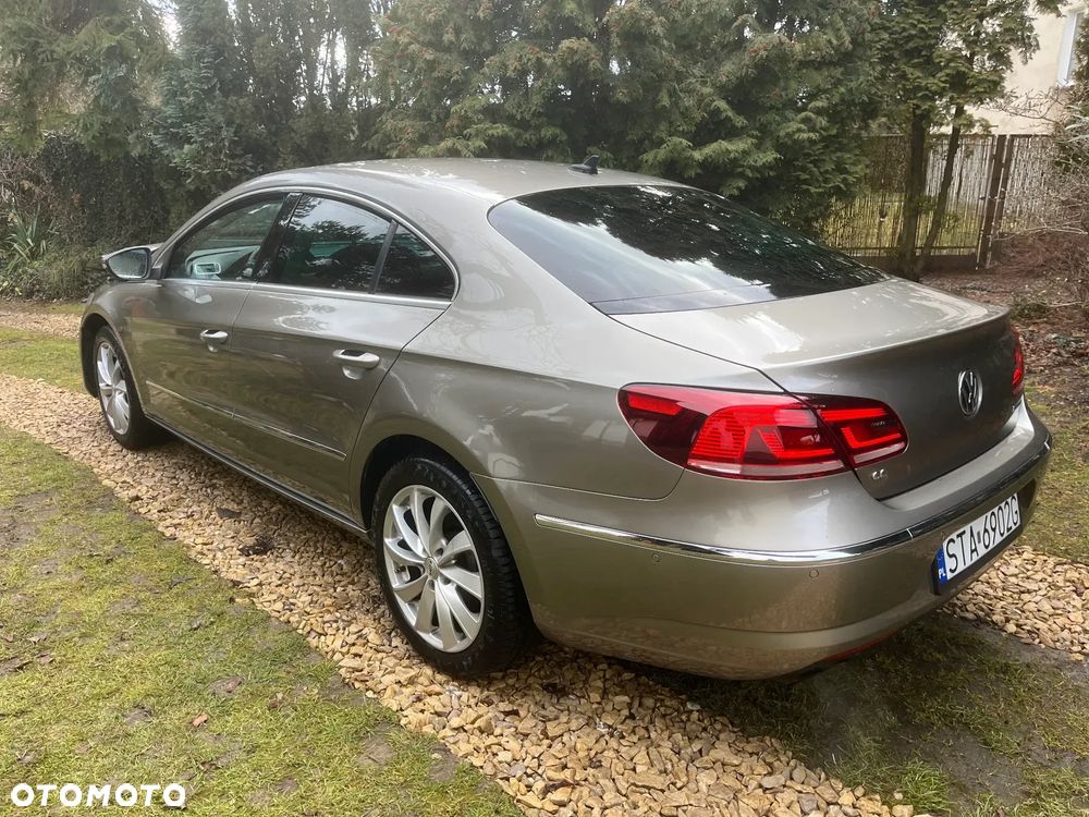Volkswagen Passat CC - 1