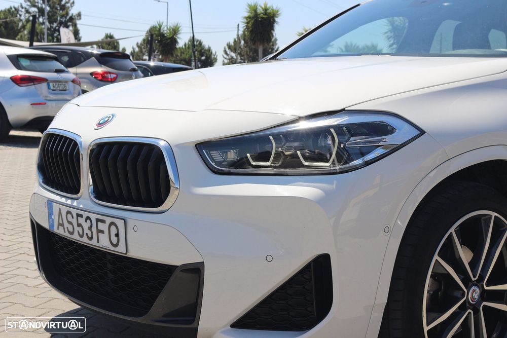 BMW X2 16 d sDrive Auto Pack 50 anos M - 14