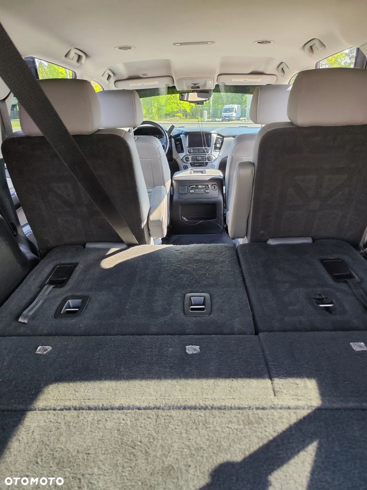 Chevrolet Tahoe - 12