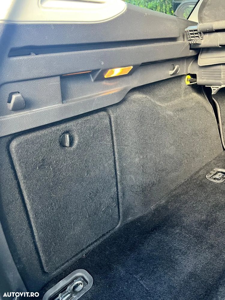 Ford Focus 2.0 TDCI DPF Powershift Titanium - 25