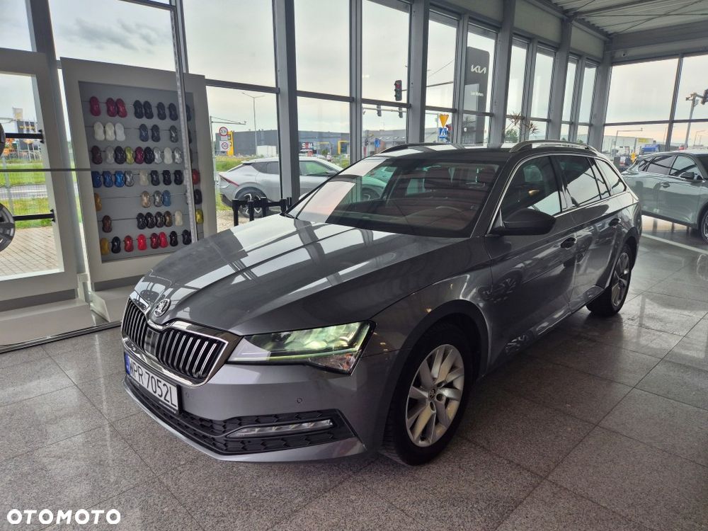 Skoda Superb 2.0 TDI SCR Ambition DSG - 12
