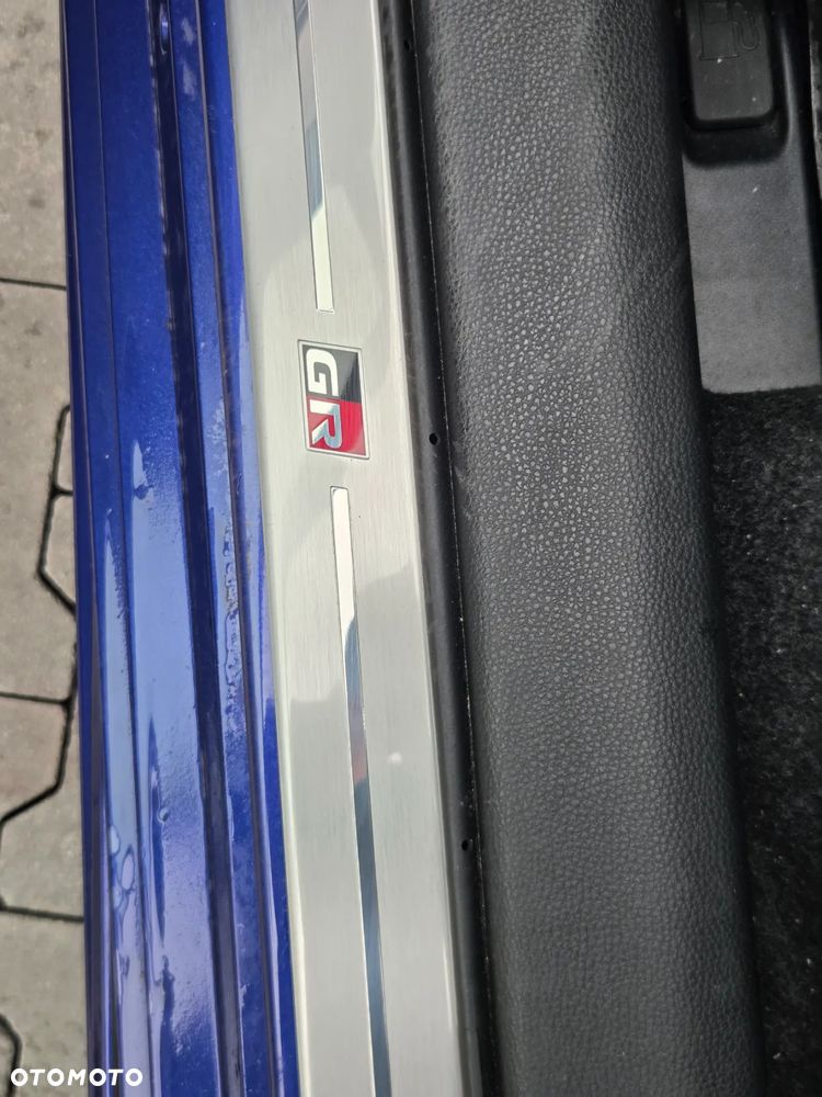 Toyota Corolla 1.8 Hybrid GR Sport Dynamic - 27