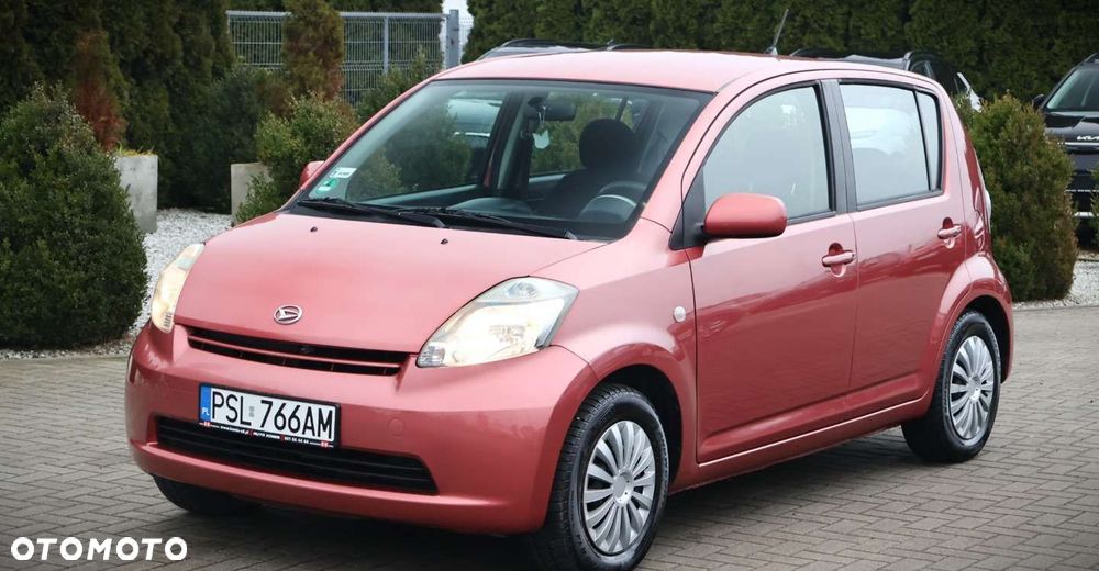 Daihatsu Sirion - 9