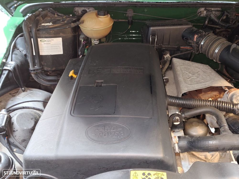 Land Rover Defender 110 2.5 TD5 Metal Top - 19