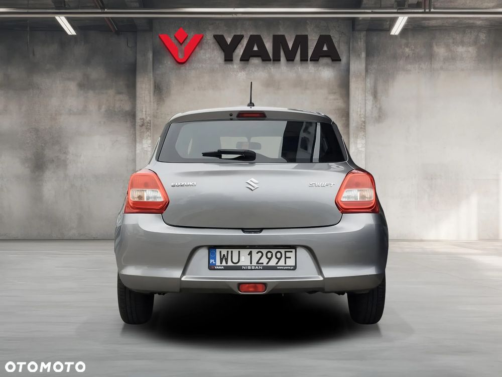 Suzuki Swift - 4