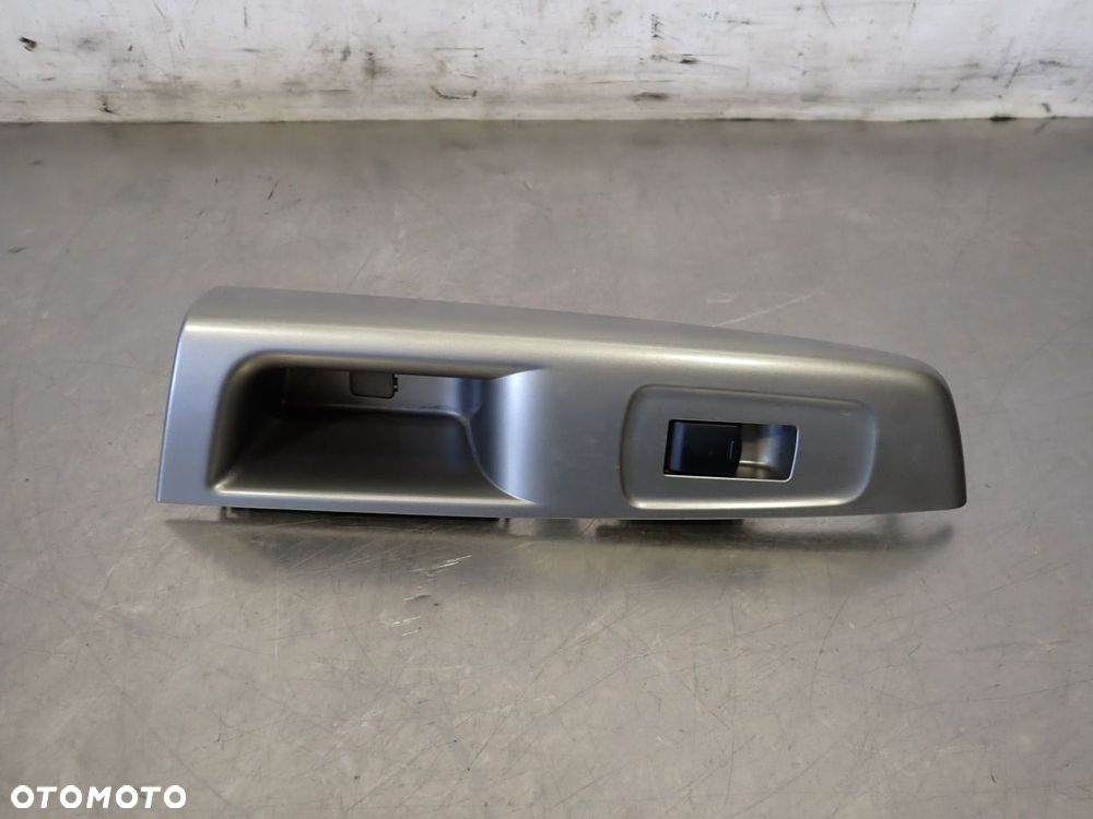 PANEL STEROWANIA SZYB PRAWY TYŁ SUBARU IMPREZA GH 1.5 94266FG500 - 1