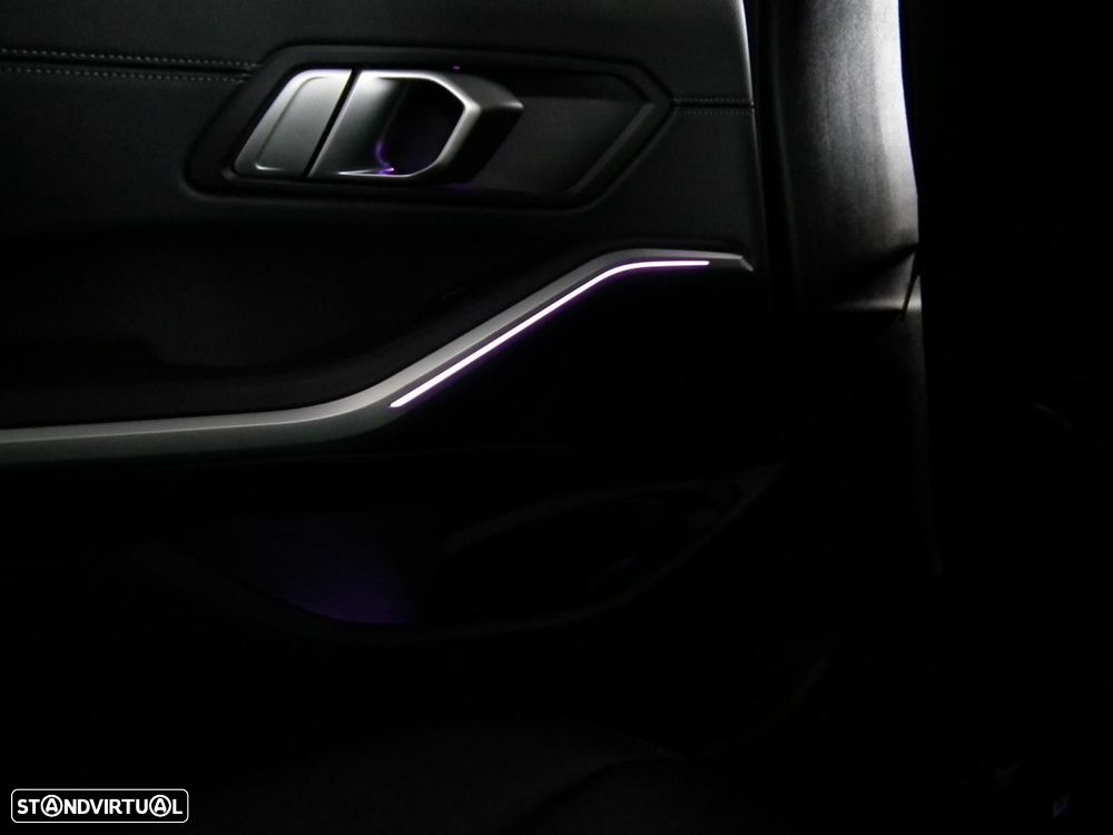 BMW 320 d Line Sport Auto - 35