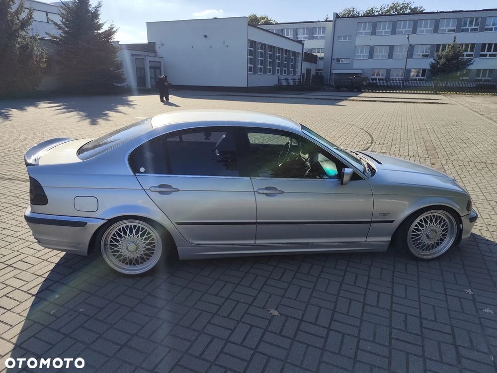 BMW Seria 3 330d - 6