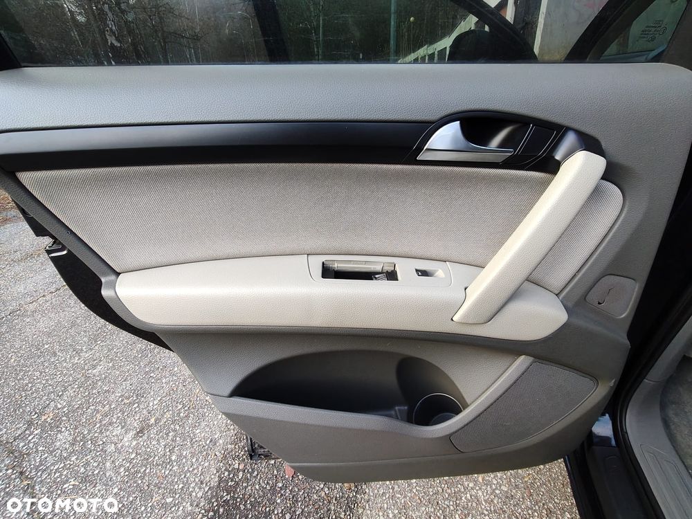 Audi Q7 3.0 TDI DPF quattro tiptronic - 17