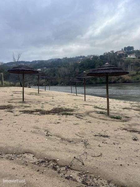 Terreno espetacular junto a praia fluvial em Cinfães - Grande imagem: 5/6