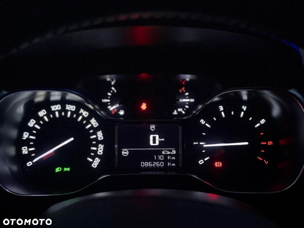 Citroën C3 1.2 PureTech Shine - 16