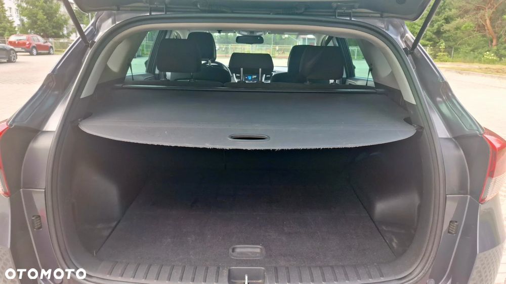 Hyundai Tucson 2.0 CRDi 2WD Trend - 13