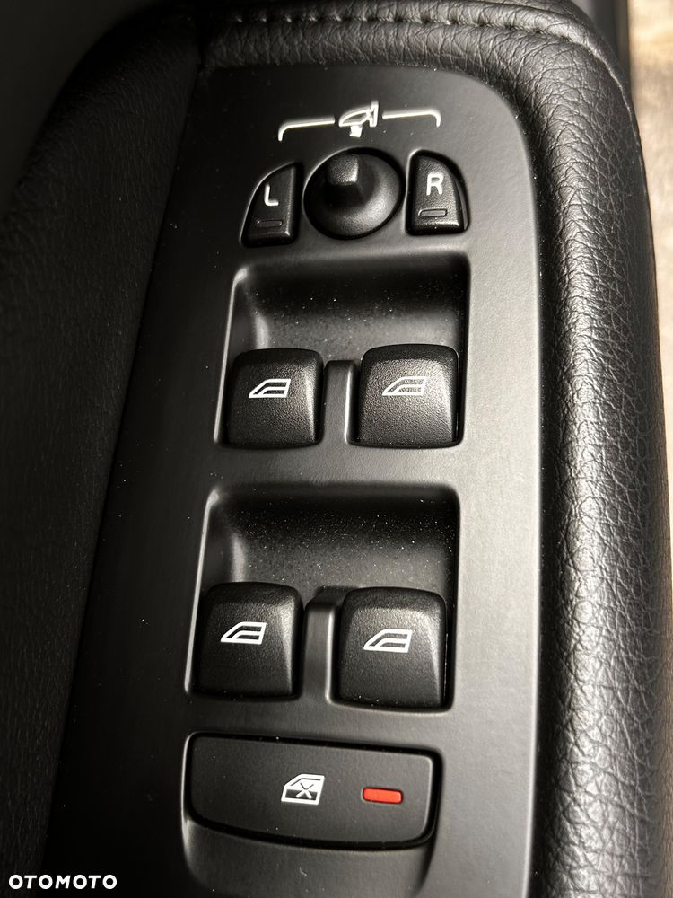 Volvo XC 60 B4 D Geartronic Momentum - 33