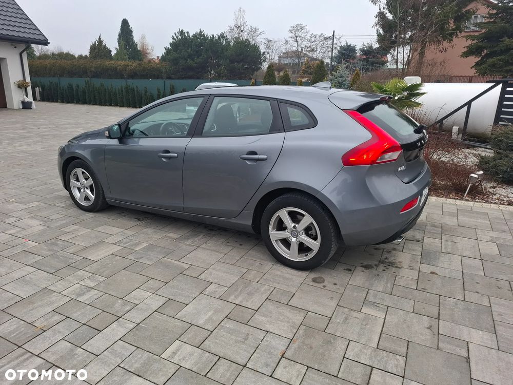 Volvo V40 T2 You - 6
