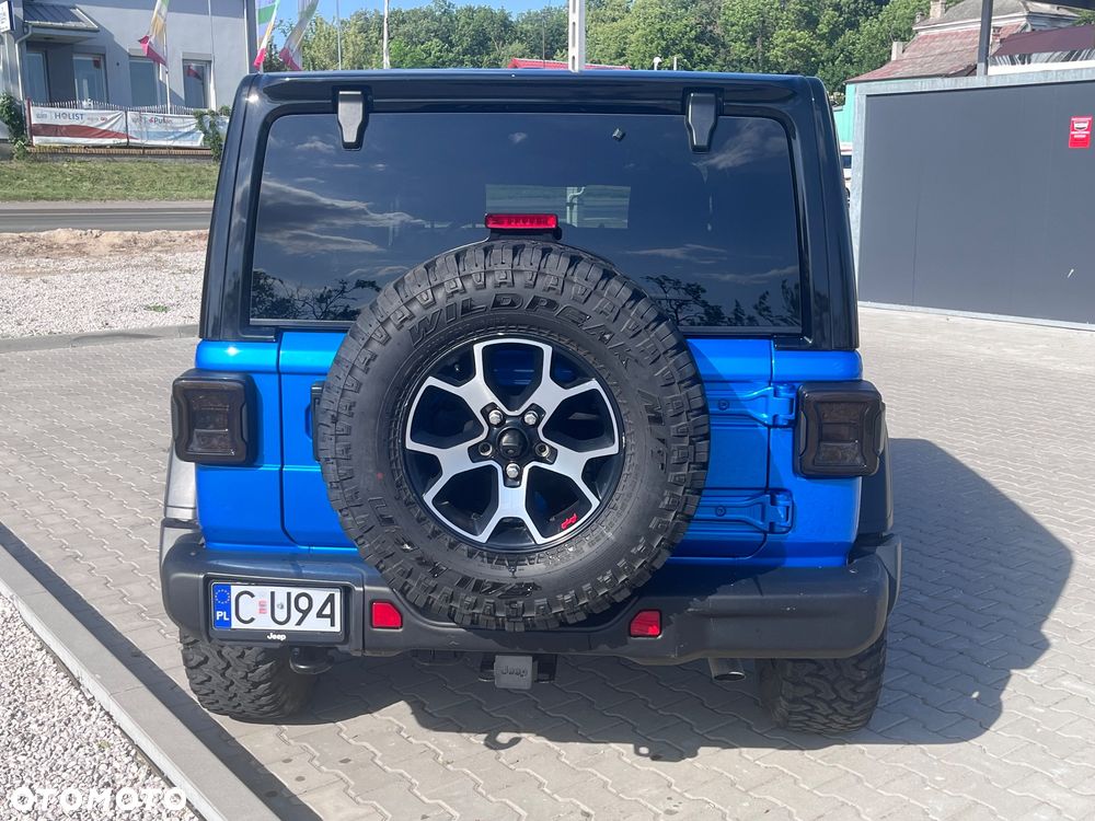 Jeep Wrangler - 4