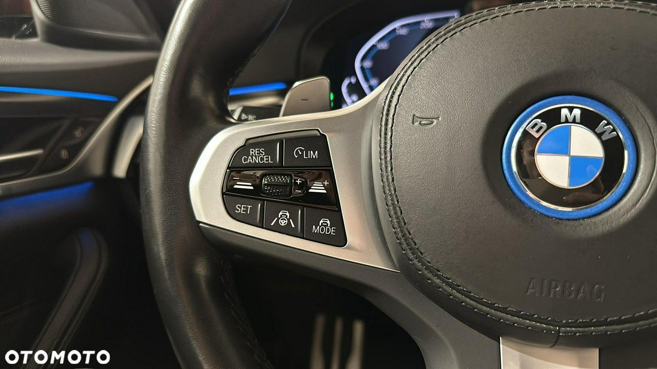 BMW Seria 5 - 23