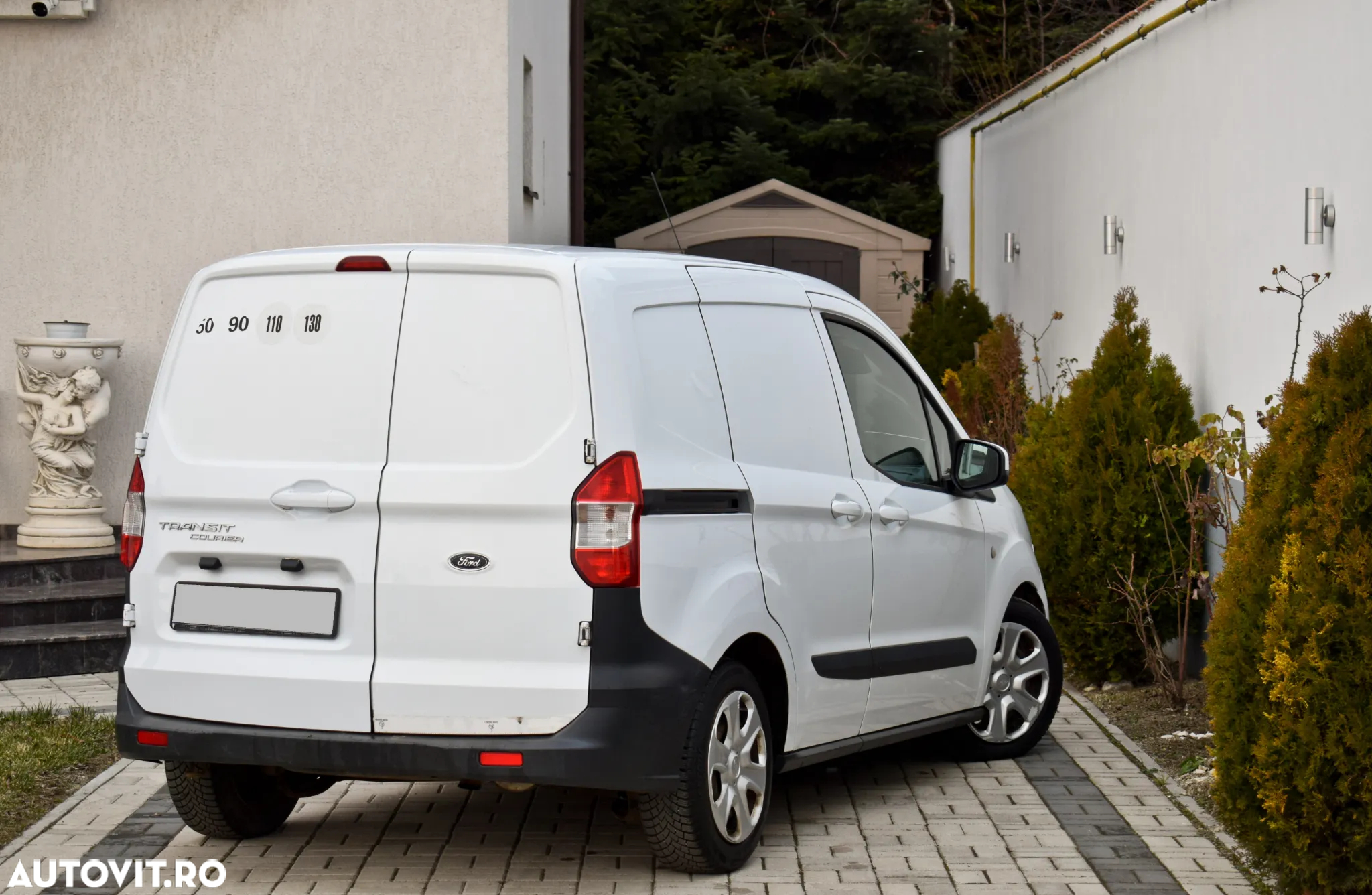Ford TRANSIT COURIER - 4