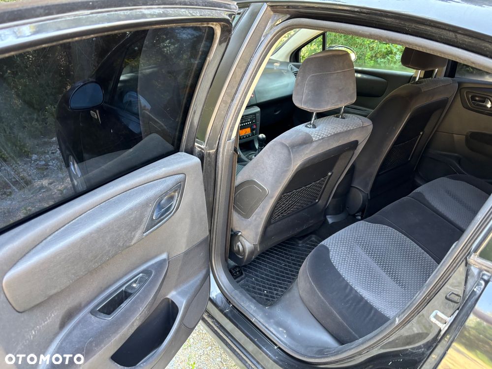 Citroën C4 1.6 16V SX - 10