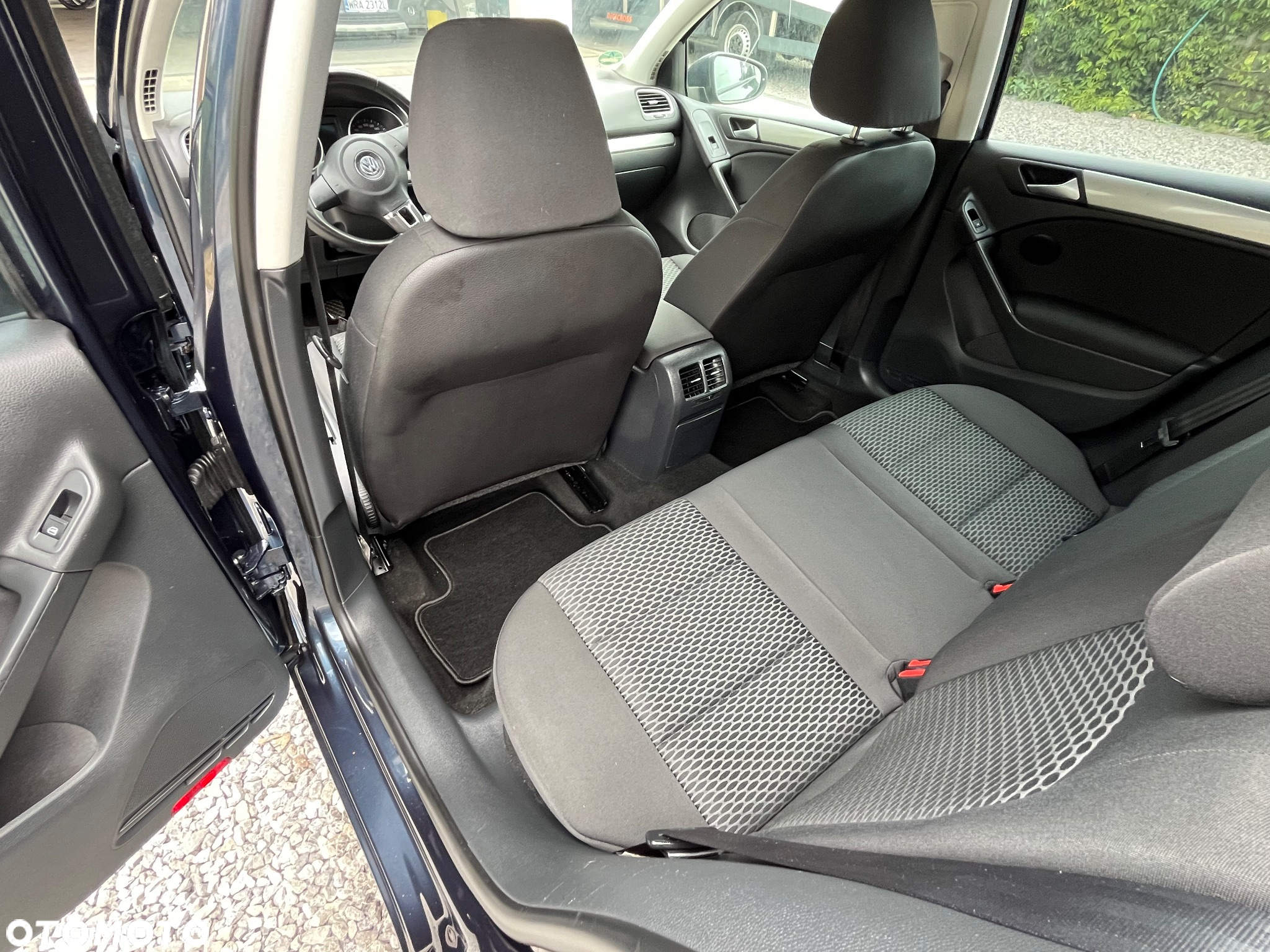 Volkswagen Golf VI 1.6 Highline - 30
