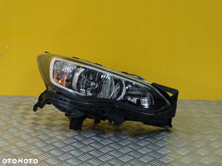 SUBARU XV IMPREZA 2017- REFLEKTOR LAMPA PRZÓD R EU - 1