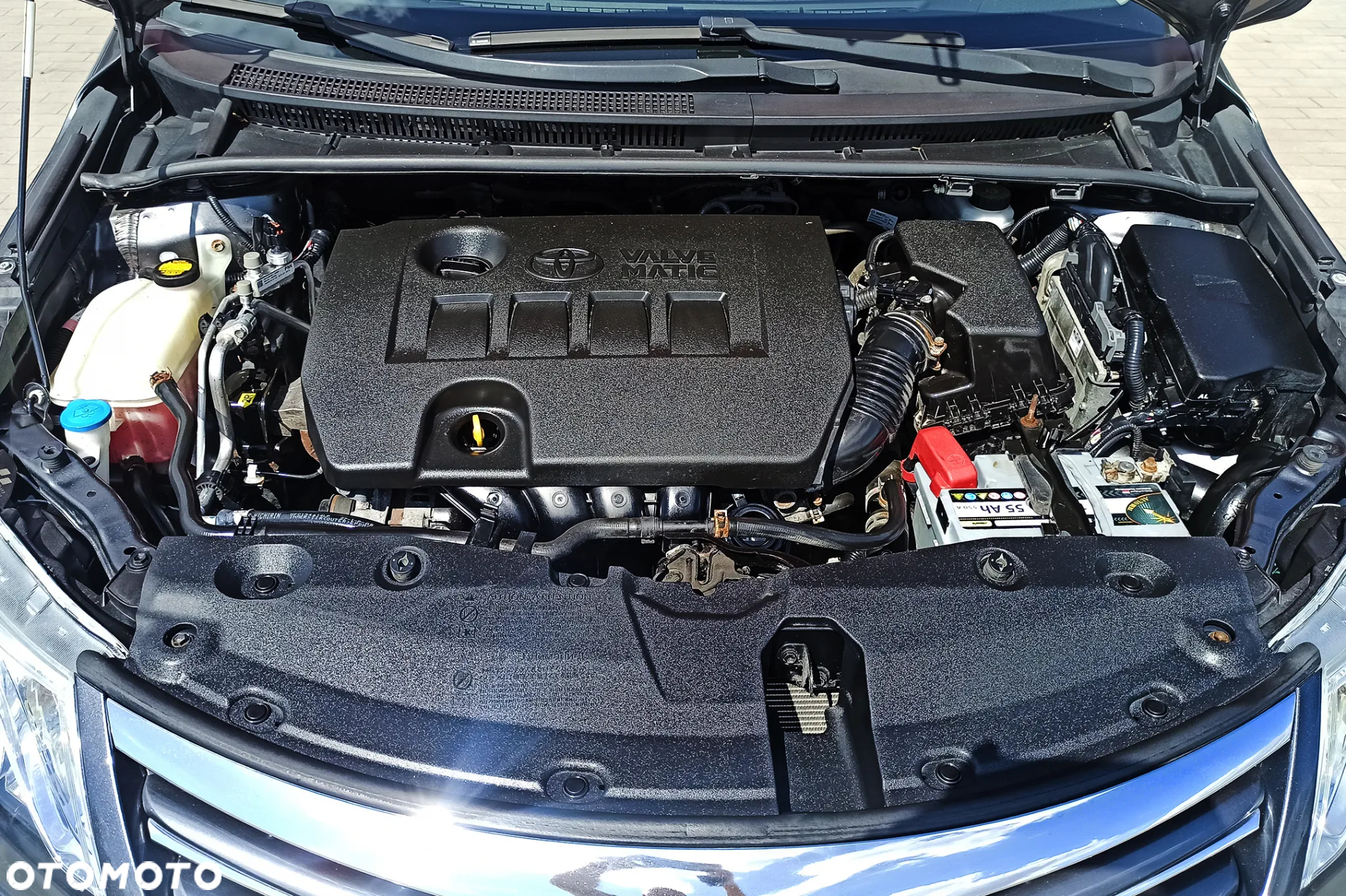 Toyota Avensis - 40