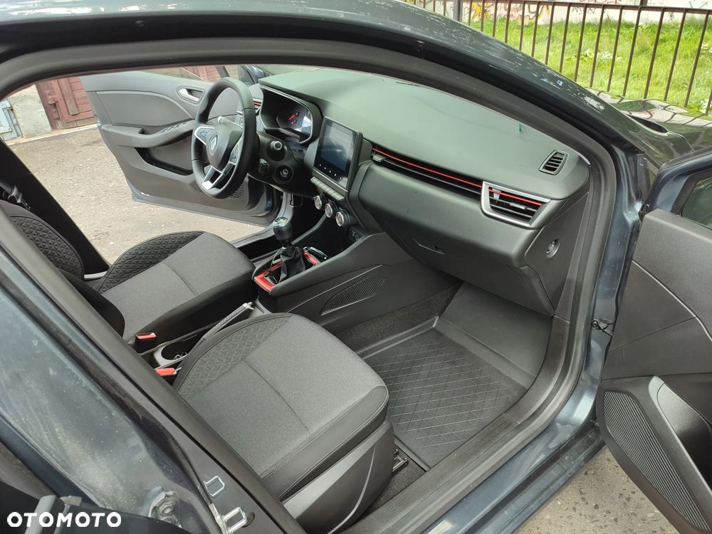 Renault Clio 0.9 TCe Limited - 26