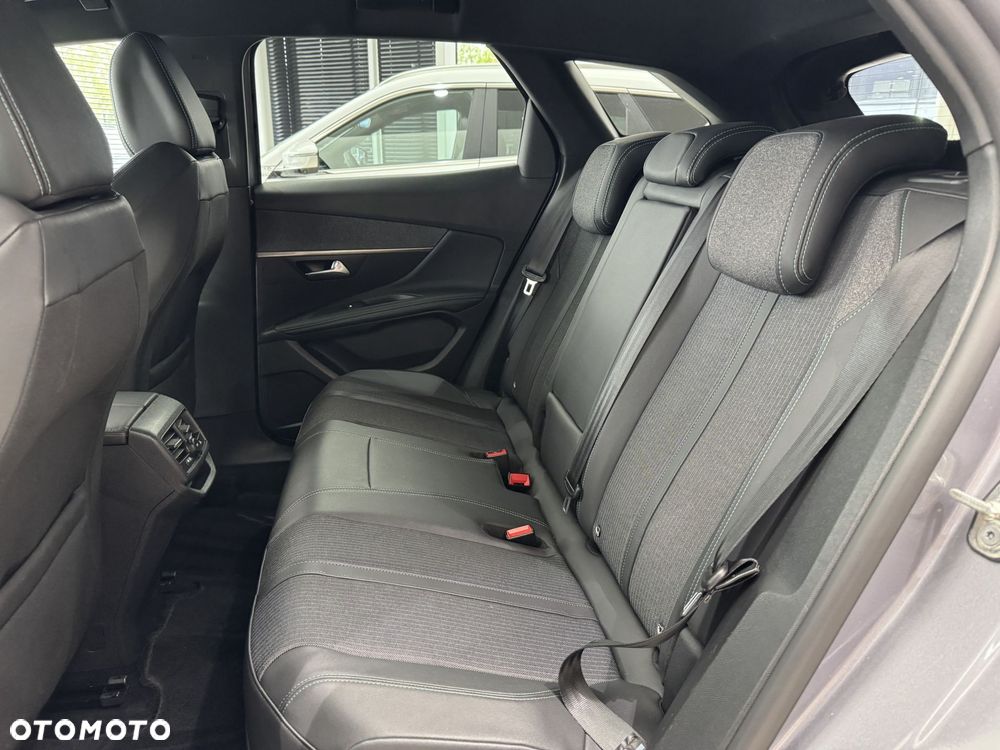 Peugeot 3008 1.6 PureTech Hybrid PHEV Allure Pack S&S EAT8 - 13