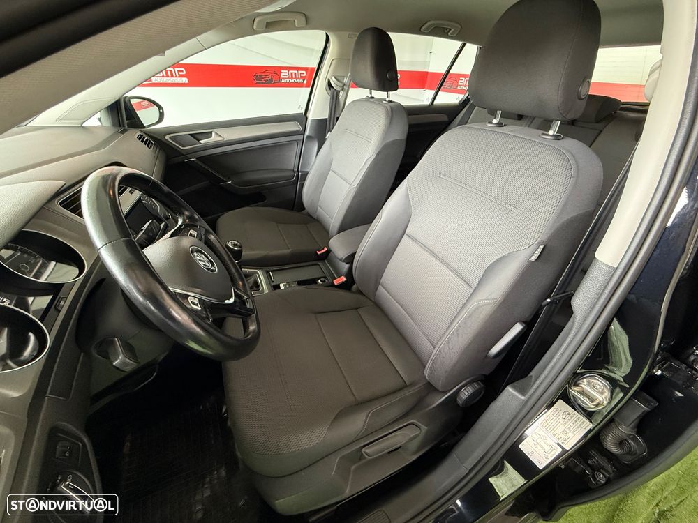 VW Golf 1.6 TDi BlueMotion Trendline - 9