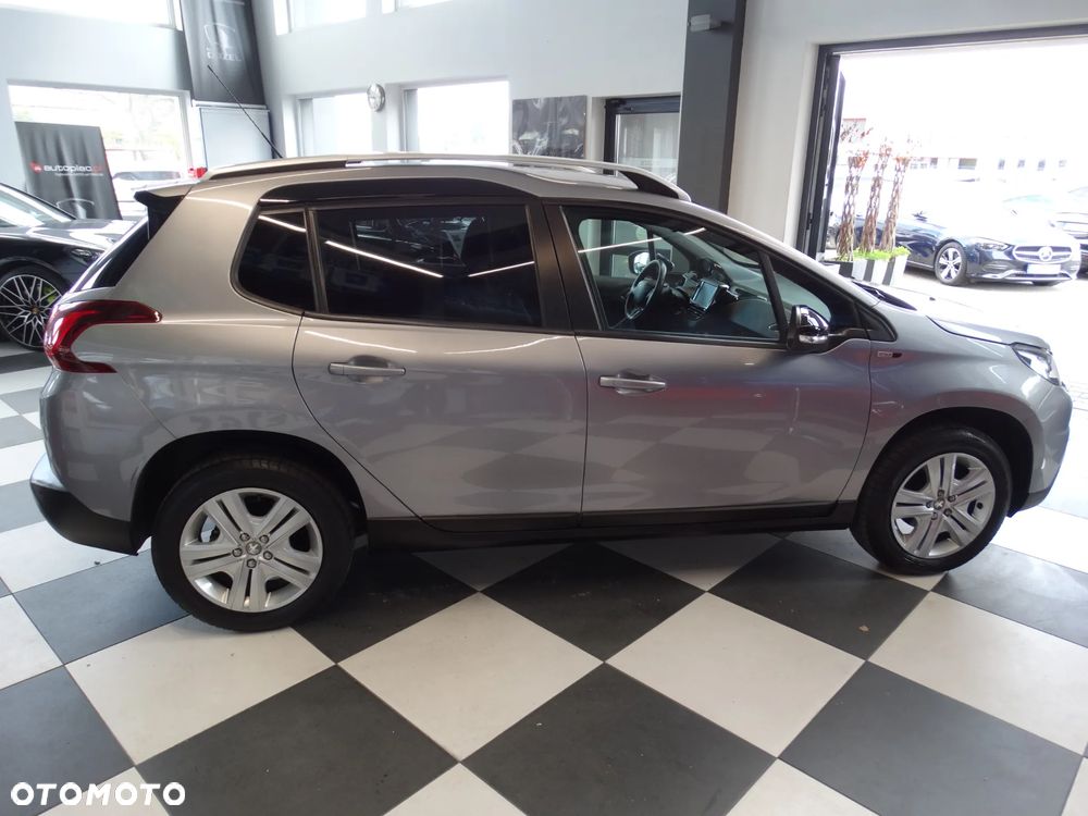 Peugeot 2008 PureTech 82 Style - 13