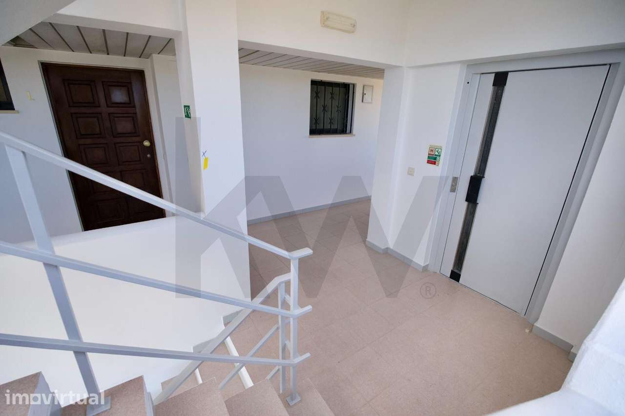 Apartamento T1 + 1 Condomínio Amoreira Mar | Alvor - Grande imagem: 3/30