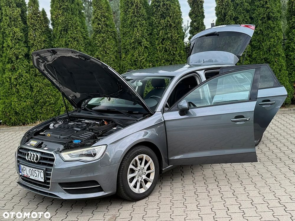 Audi A3 Sportback 1.6 TDI design - 35