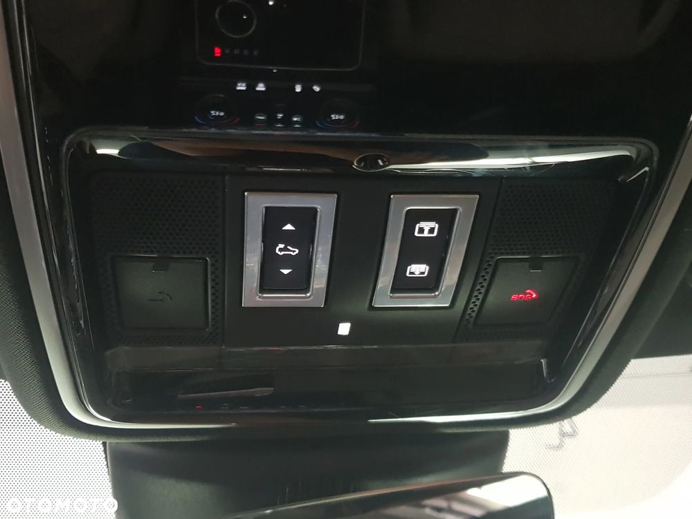 Land Rover Range Rover Velar 2.0 SD4 R-Dynamic SE - 24