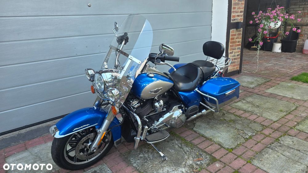 Harley-Davidson Touring Road King - 23