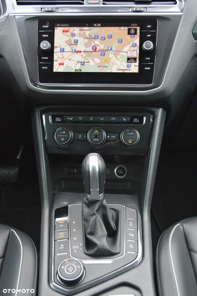 Volkswagen Tiguan - 23