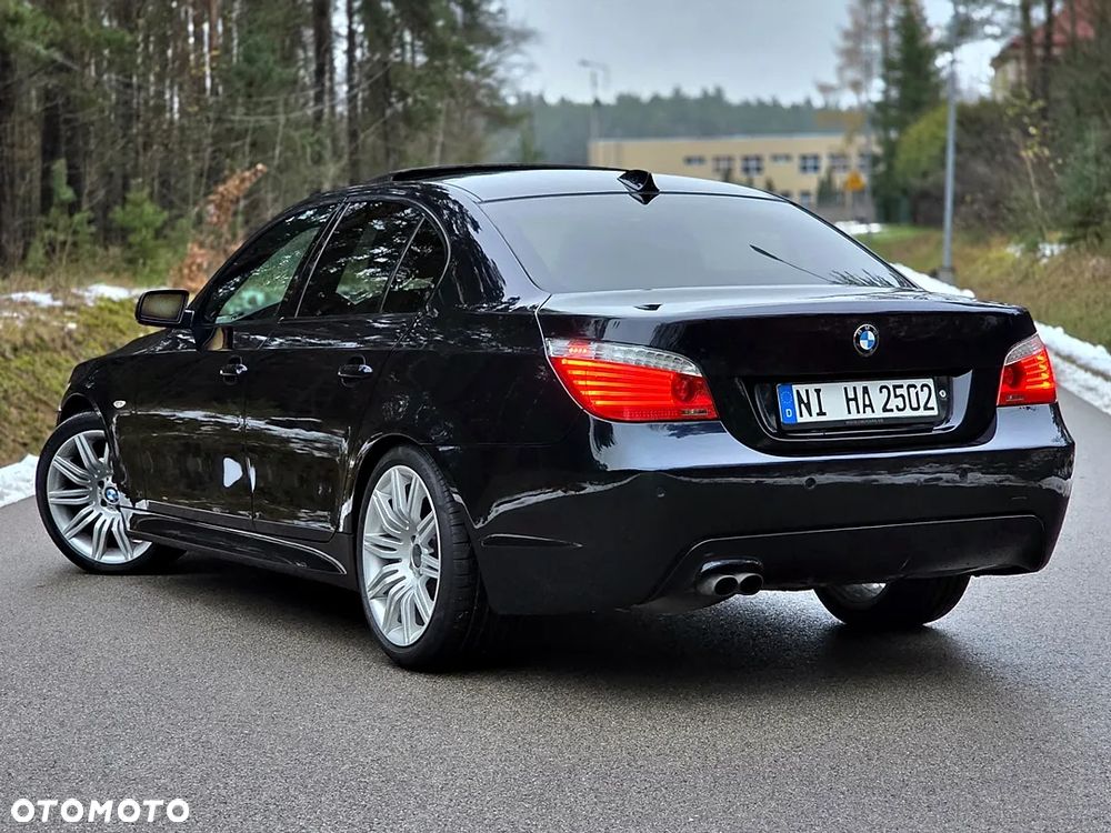 BMW Seria 5 530d Sport-Aut Edition Sport - 15