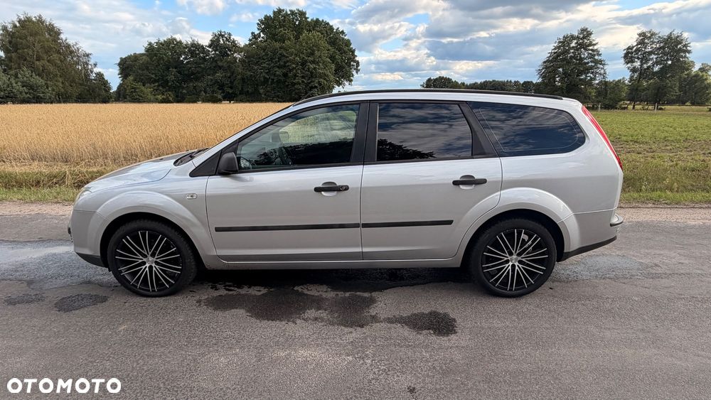 Ford Focus 1.6 Comfort - 12