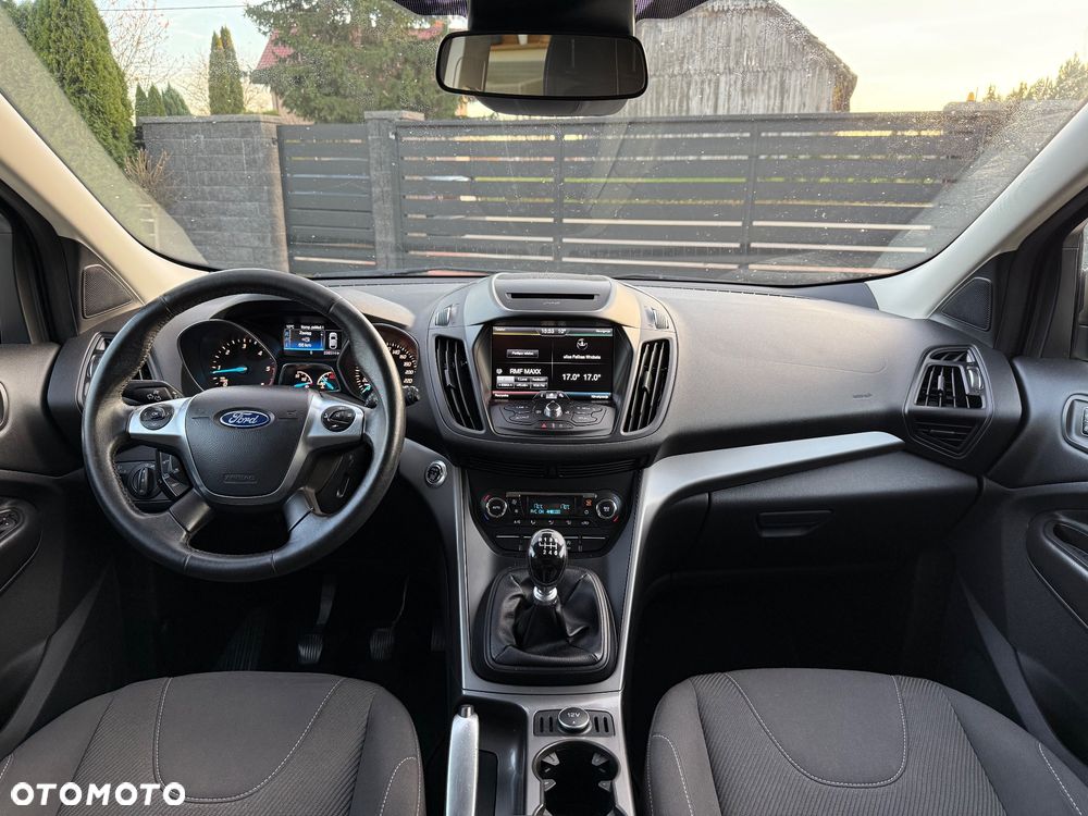 Ford Kuga 2.0 TDCi 2x4 SYNC - 27