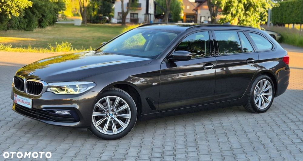 BMW Seria 5 520d Sport Line - 27