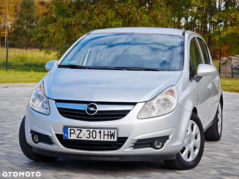 Opel Corsa 1.4 16V Cosmo - 10